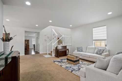 351 Wolfpack Ct, Grayson CA  95363-8322 exterior