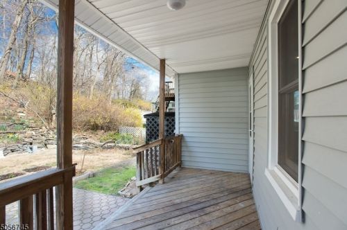 13 Budd St, Morristown NJ  07960-5075 exterior