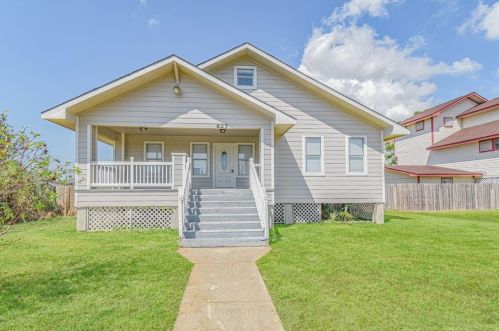 623 32nd St, Galveston TX  77550-1338 exterior