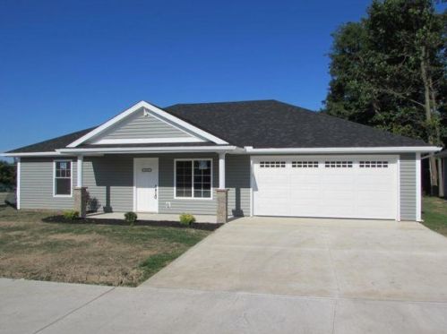 225 Falcon St, Bellefontaine OH  43311 exterior