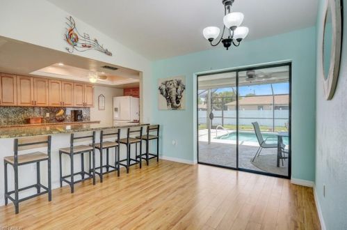 230 43rd Ter, Cape Coral FL  33904-8425 exterior