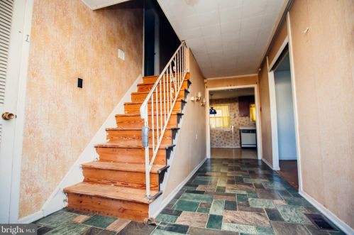 704 Warwick Rd, Fairless Hills, PA 19030-3109