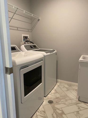 1309 Chase Ave, Cincinnati OH  45223-1827 exterior