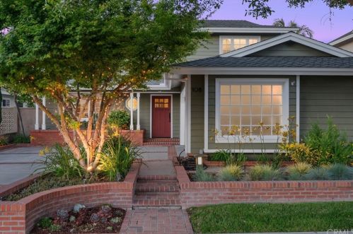 108 Harvard Ln, Seal Beach, CA 90740-2509
