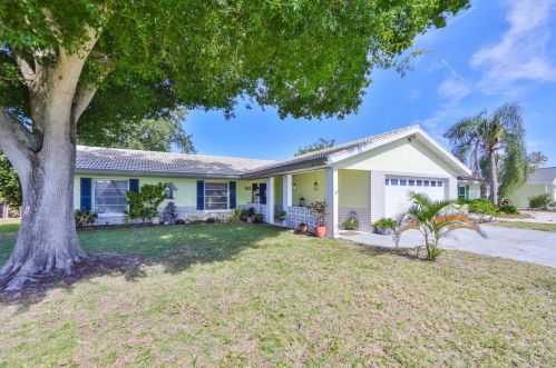 6522 Solitaire Palm Way, Ruskin, FL 33572-2116