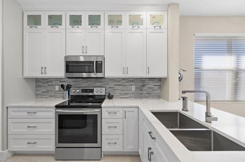 2315 Carrington Ct, Naples, FL 34109-1418