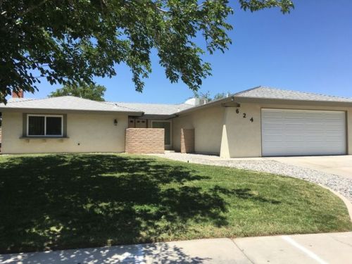 624 Felspar Ave, Ridgecrest CA  93555-3412 exterior