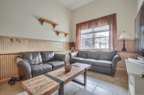 25 Mclaughlin Way, Washingtonville NY  10992-1151 exterior