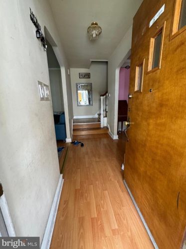 836 Knorr St, Philadelphia, PA 19111-4826