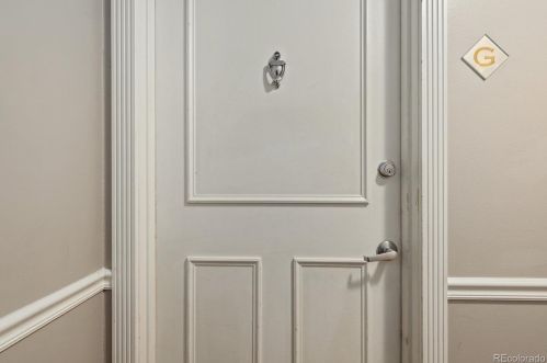 909 Logan St, Denver CO  80203-3008 exterior