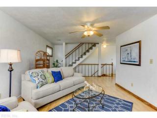 910 Ocean View Ave, Norfolk, VA 23503-1365
