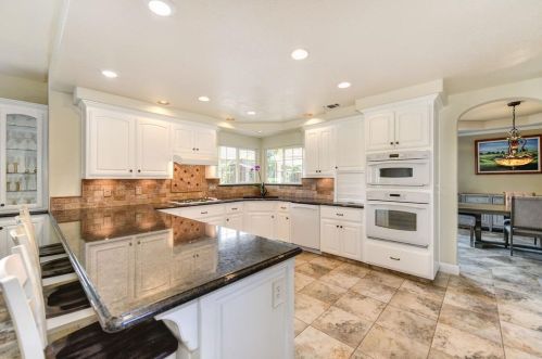 255 American River Canyon Dr, Folsom CA  95630-7142 exterior