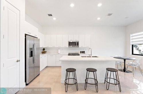 17451 41 St, Hollywood FL 33029-5035 exterior