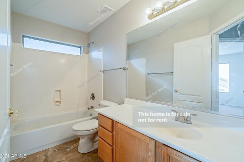 837 Cathy Dr, Gilbert AZ 85296-3639 exterior