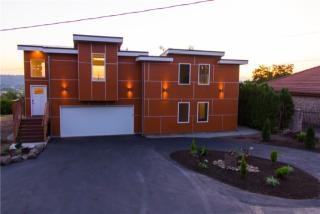 1210 James St, Kent, WA 98031-4727