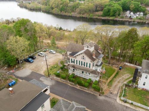 111 River Ave, Norwich CT  06360-6300 exterior