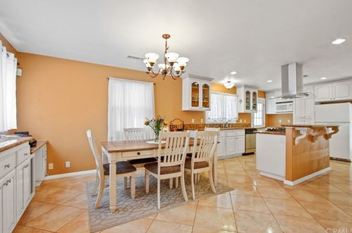 6108 Gundry Ave, Long Beach CA  90805-4258 exterior