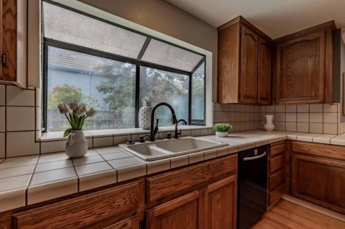 7265 Scarsdale Pl, San Jose CA  95120-4250 exterior