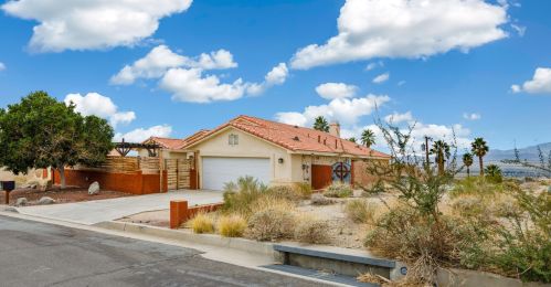 9805 Verbena Dr, Desert Hot Springs CA  92240-1908 exterior