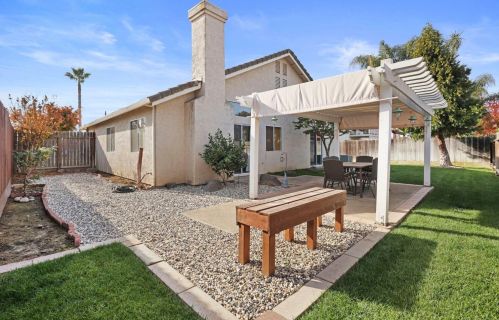 2707 Morrill Rd, Riverbank CA  95367-2823 exterior