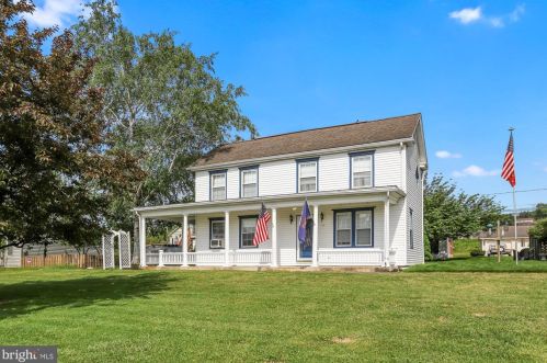 110 Market St, Mount Patrick, PA 17045-9618