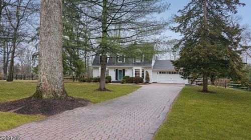 14 Hull Rd, Bernardsville, NJ 07924-2023