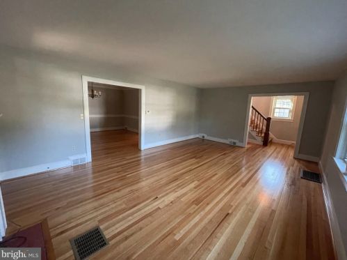 504 Church St, Charles Town WV  25414-1314 exterior