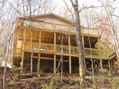 1407 Lakeside Dr, Smithville, TN 37166-7502