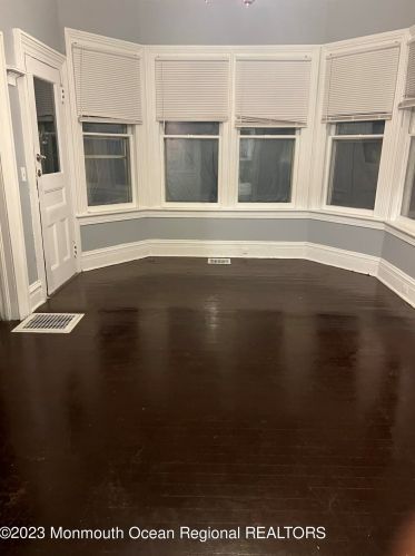 112 Broad St, Tinton Falls NJ  07701-1915 exterior