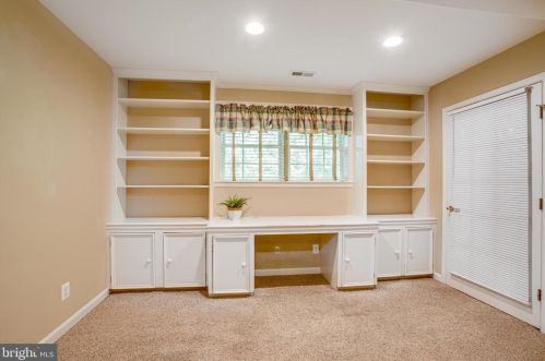 4204 Crooked Stick Ct, Fredericksburg VA  22408-9215 exterior