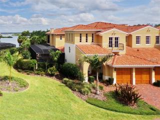 1015 Fish Hook Cv, Bradenton, FL 34212-5216