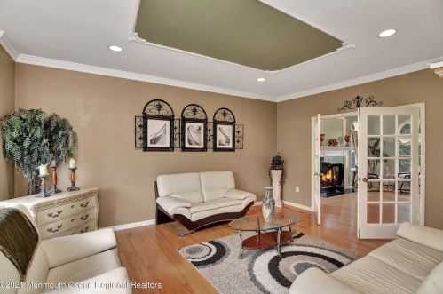 8 Rillstone Ct, East Freehold NJ  07728-8574 exterior