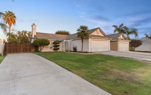 6314 Sangara St, Bakersfield, CA 93307-7014