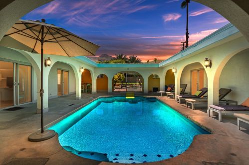 38453 Vista Dr, Cathedral City, CA 92234-2144