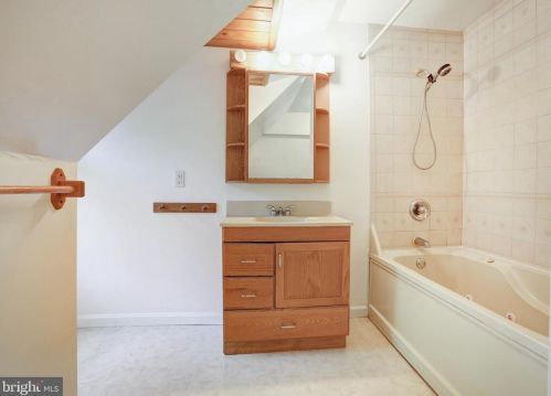 6215 Belmont Rd, Mineral VA  23117-9658 exterior