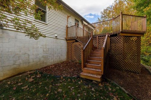 7991 Windsome Ct, Blacklick OH  43004-8104 exterior