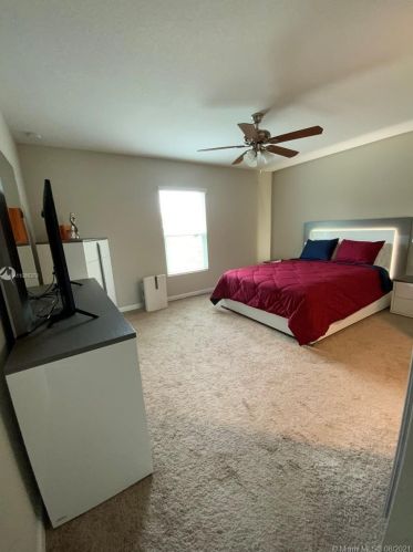 1679 Cameo Blvd, Fort Pierce FL  34953-1265 exterior