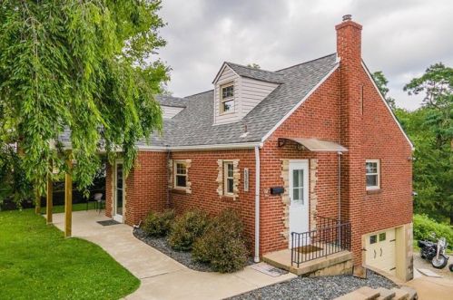 5361 Brownsville Rd, Pittsburgh, PA 15236-2921