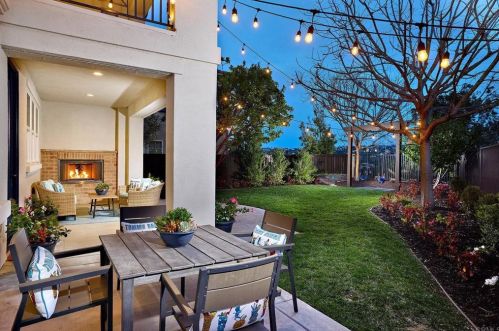 1931 Marcasite Pl, Carlsbad CA  92009-5204 exterior