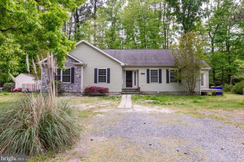 36409 Park Cir, Millville, DE 19970-3581