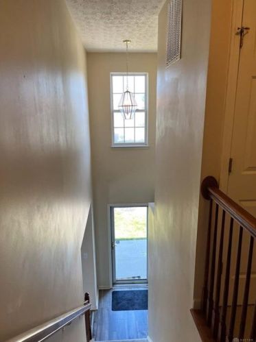 115 Springhouse Dr, Englewood OH  45322-8795 exterior