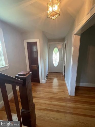 504 Church St, Charles Town WV  25414-1314 exterior