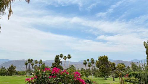 88 Kavenish Dr, Rancho Mirage CA  92270-3247 exterior