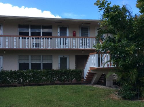 207 Dorchester I, West Palm Beach FL  exterior