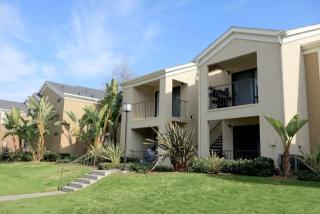 10041 Rio San Diego Dr, San Diego CA  92108-5632 exterior