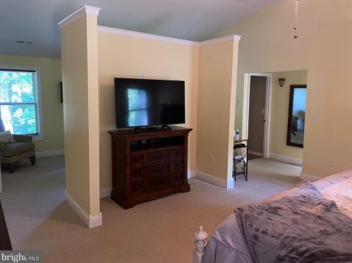 6305 Ridge Top Ct, Spotsylvania VA  22553-1611 exterior