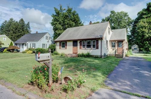 15 Parkview Rd, Wallingford, CT 06492-3051