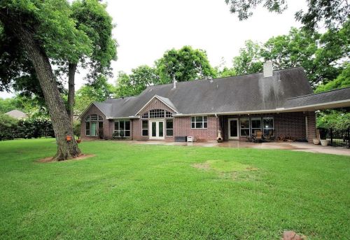 5514 Cherry Rdg Rd, Richmond TX  77406-9623 exterior