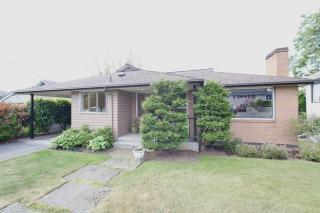 2811 64th St, Seattle WA  98107-2568 exterior
