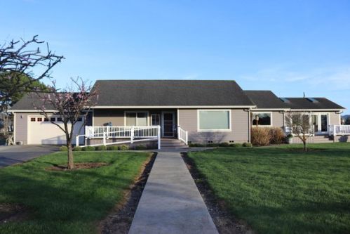 6640 Willow Ln, Hydesville, CA